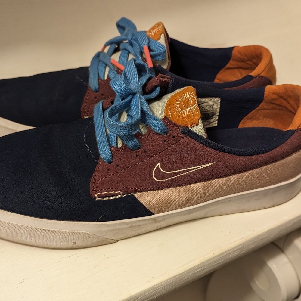 Nike Sb Shane Midnight Navy Sail Dark Wine Size 10.5 M